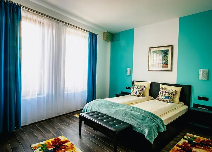 Aparthotel Colors 3*